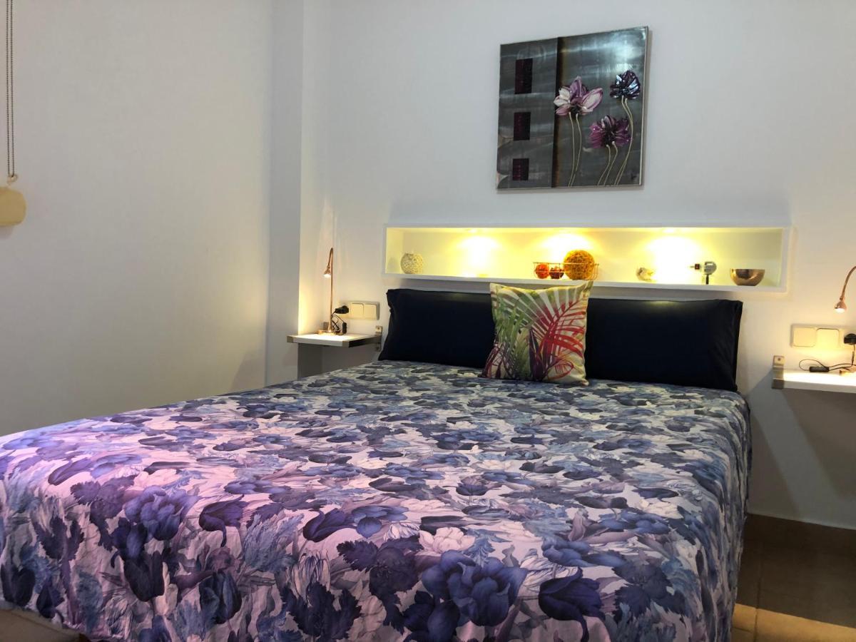 Apartamentos Casa Tia Antonia Malaga Bagian luar foto