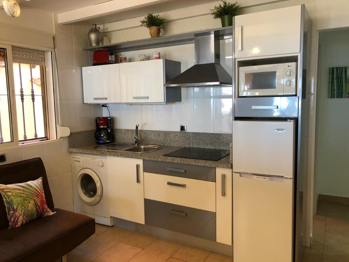 Apartamentos Casa Tia Antonia Malaga Bagian luar foto