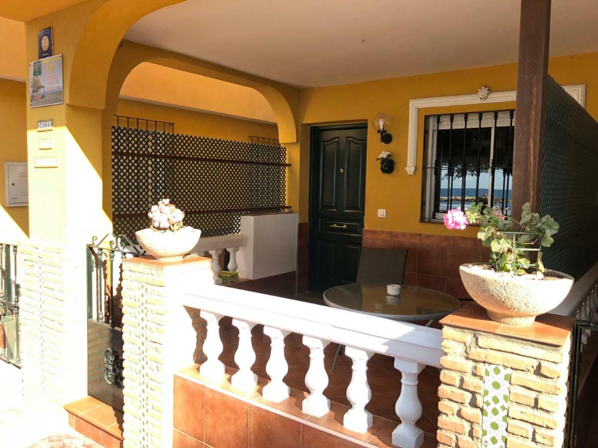 Apartamentos Casa Tia Antonia Malaga Bagian luar foto