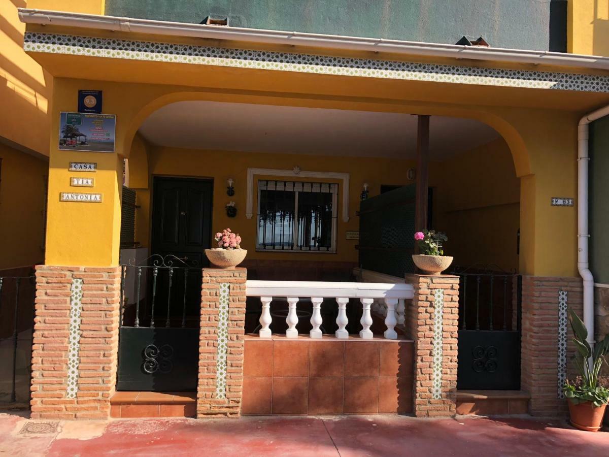 Apartamentos Casa Tia Antonia Malaga Bagian luar foto
