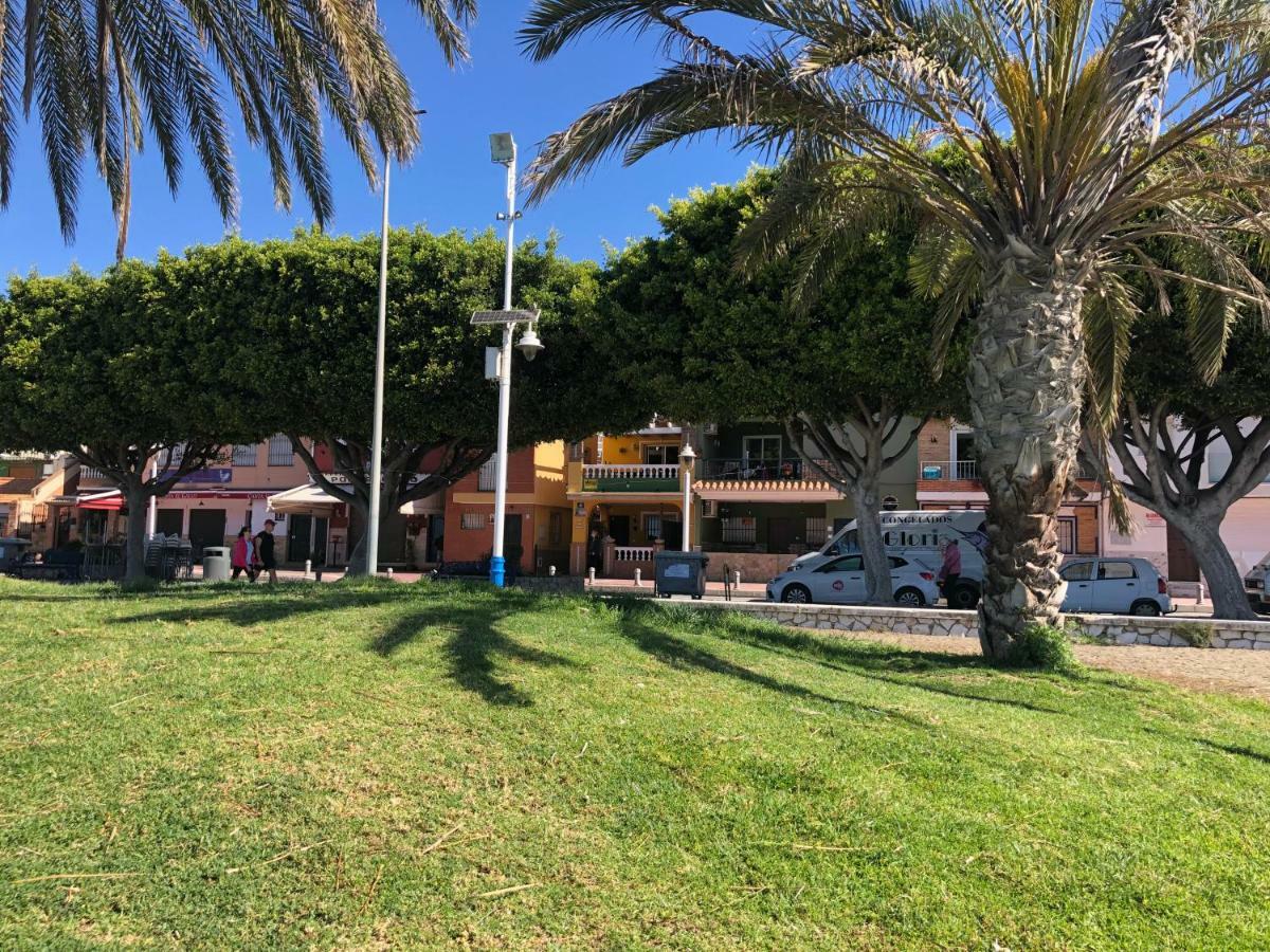 Apartamentos Casa Tia Antonia Malaga Bagian luar foto