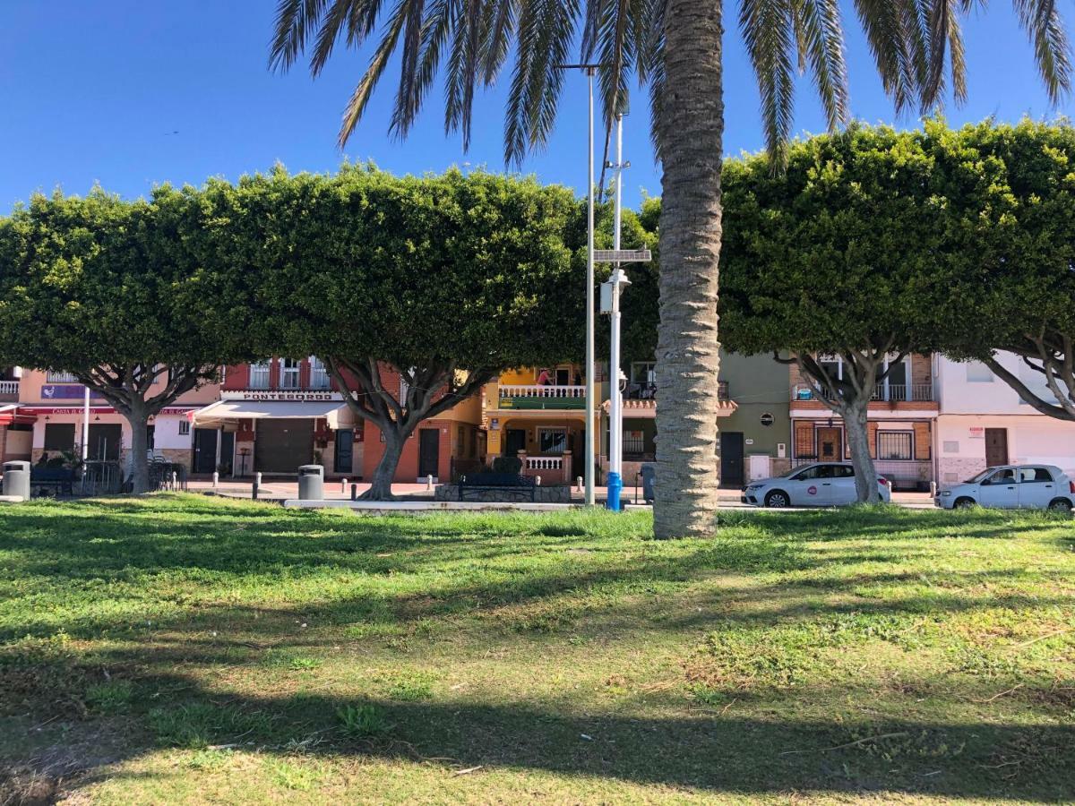 Apartamentos Casa Tia Antonia Malaga Bagian luar foto