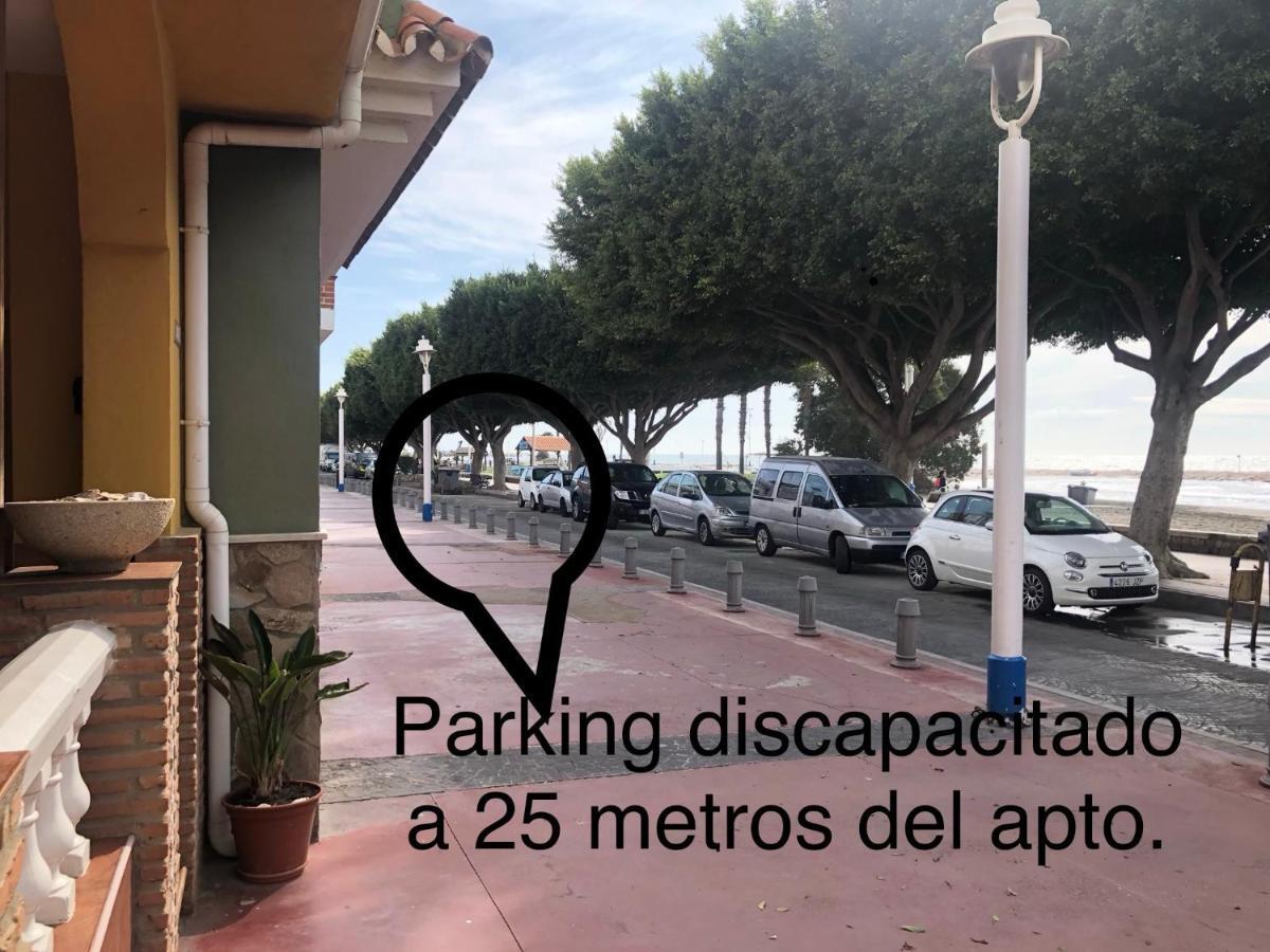 Apartamentos Casa Tia Antonia Malaga Bagian luar foto